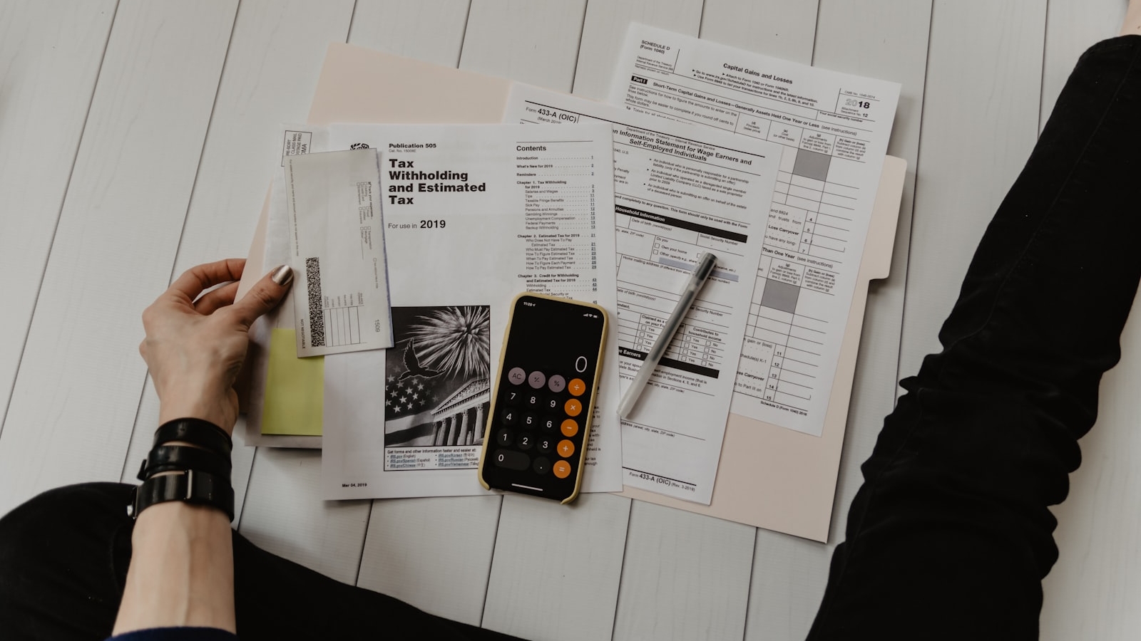 Calculator and tax documents for UAE corporate tax